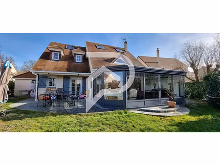 vente maison 8 pièces 219 m² à marolles-en-brie (94440)  599 000 €