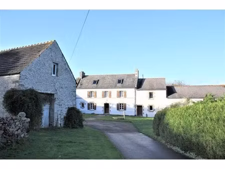 corps de ferme à rénover  proche des chemins côtiers