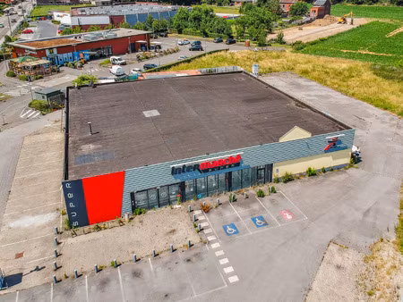 commercieel te koop in courcelles