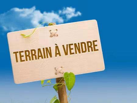 terrain de 665m2 viabilisé