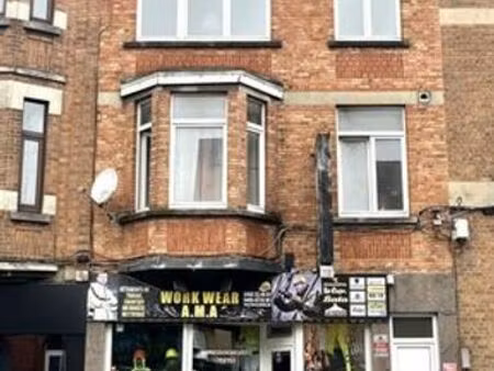 très bon immeuble de rapport - chaussée de mons