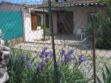 location appartement 1 pièce 37 m² à draguignan (83300)