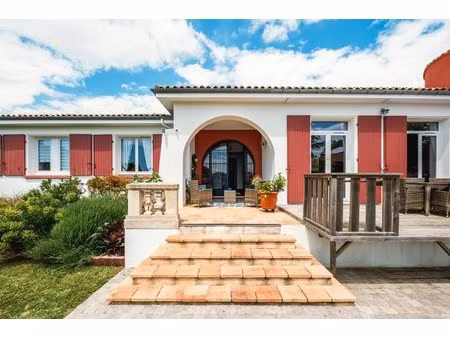 villa familiale aux couleurs méditerranéennes