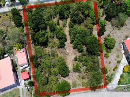 vente terrain à batir 1168 m² à terre de bas (97136)  220 000 €