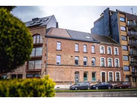 bureaux dans le centre mons