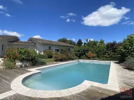 maison t6 avec piscine  garage  pool house et grand terrain