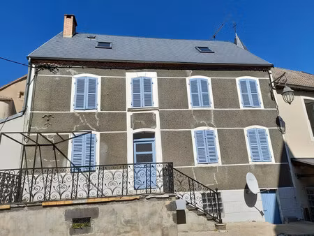 maison à vendre à menat (63560) - puy-de-dôme