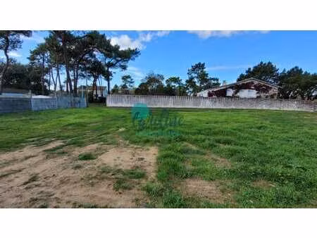 vente terrain à la tranche-sur-mer (85360) : à vendre / 1756m² la tranche-sur-mer