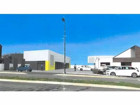 local commercial independant de 336 m2 en zone commerciale dynamique