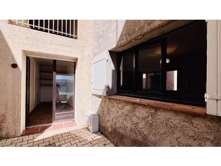 studio avec vue à rénover