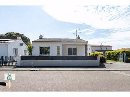 vente maison aux sables-d'olonne (85100) : à vendre / 120m² les sables-d'olonne