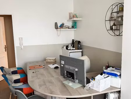 local professionnel à louer - arpajon (91) - 616€