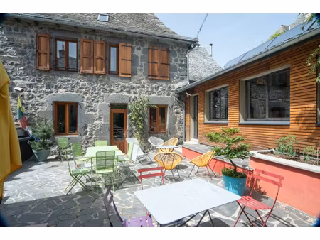 achat local commercial 357m² laguiole 12210