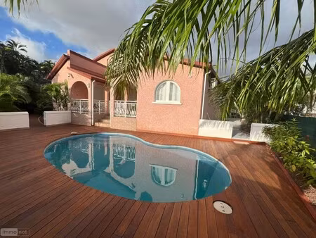 maison de luxe à vendre à la la possession