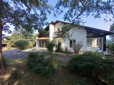 maison 7 pièces 155m² sur 2000m² au calme