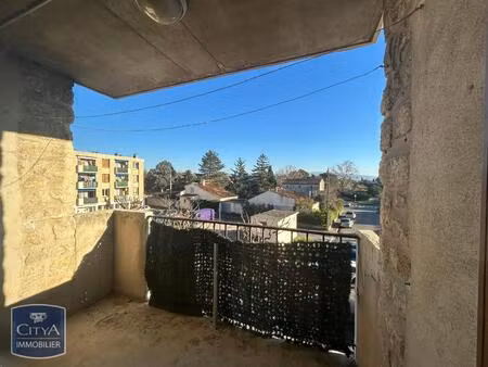 location appartement 3 pièces 53m² carpentras 84200