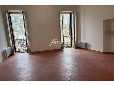 location appartement 3 pièces 64m² salernes 83690