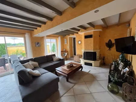 vente maison 5 pièces 153 m² à marcenat (03260)  209 000 €