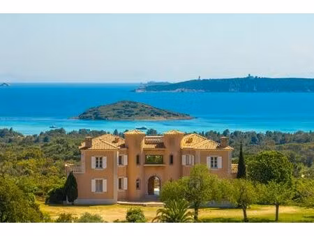 pmaison de luxe de 550 m2 en location zonza  france
