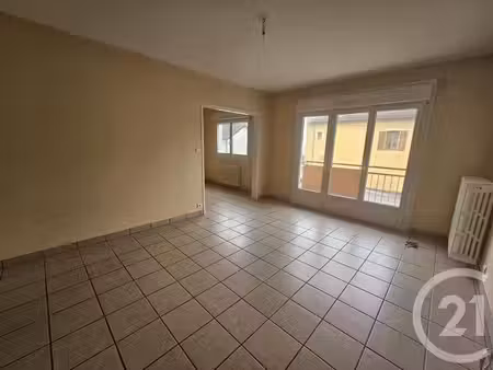 appartement f3 bis à louer - 3 pièces - 68 52 m2 - domerat - 03 - auvergne