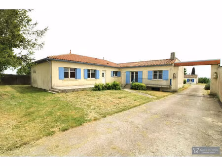 vente maison 10 pièces 301m2 chaniers 17610 - 349000 € - surface privée