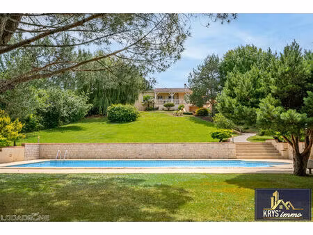 magnifique maison avec piscine à villeneuve/lot