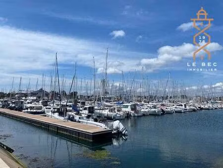 vente bureaux et commerces à arzon (56640) : à vendre / 116m² arzon