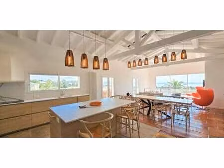 villa avec piscine et terrasse saint aygulf (83)