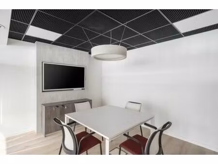 bureau privé pour 4 personnes à regus kapertoren