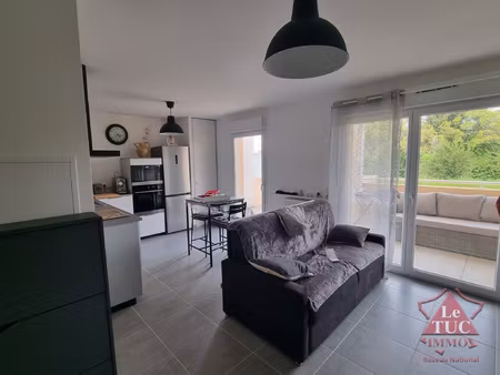studio 30 39 m2 + garage loué orange 110 000 eur
