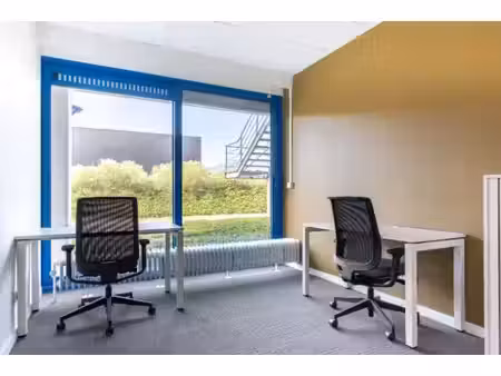 espace de bureau tout compris pour 2 employés à regus temse
