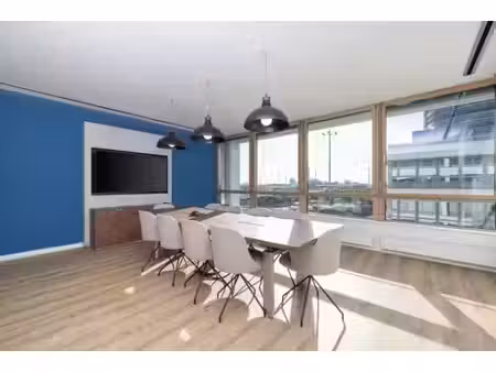 espaces de bureau professionnels à regus temse pour 4