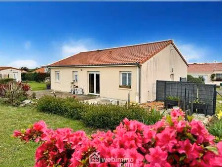 vente maison piscine à loublande (79700) : à vendre piscine / 83m² loublande