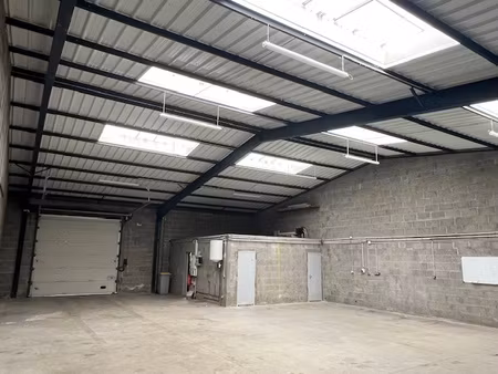 local d'activite 250 m2 nantes - la chapelle sur erdre 44