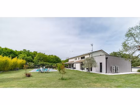 vente maison contemporaine montberon  290m² 5 pièces 635 000€ avec piscine
