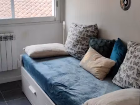 location meublée appartement 1 pièce 21 m² à ecully (69130)  670 €