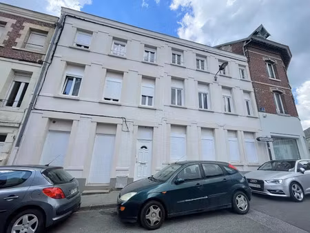 location locaux professionnels 55 m² à saint-quentin (02100)  580 €