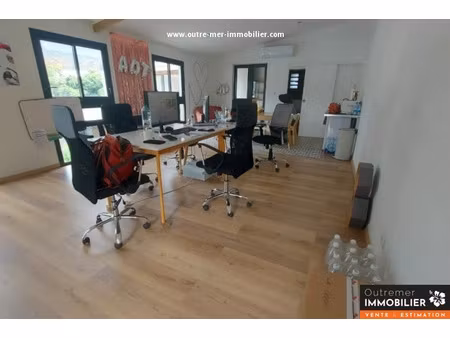 location locaux professionnels 3 pièces 95 m² à saint paul (97460)  1 974 €