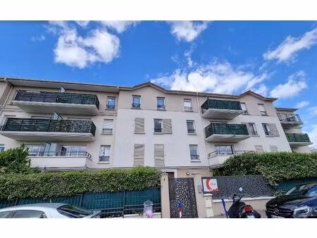 location appartement  30 m² t-1 à bonneuil-en-france  690 €