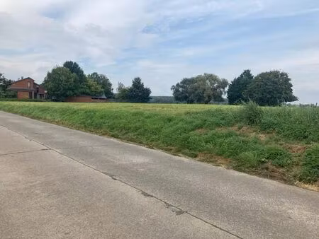 magnifique terrain à bâtir