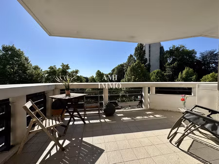 appartement 3 pieces terrasse