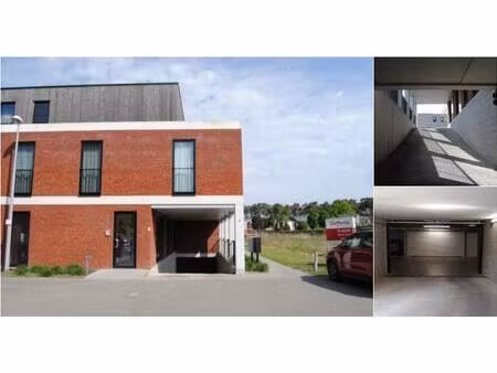 parking à louer à stokteloopstraat 37 mol (rwc39489)