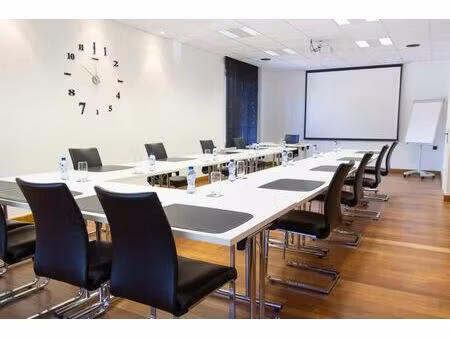 bureaux multiservices (18 m² - 56 m²) à louer à melle