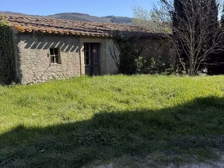 grange de charme avec jardin et cour à bugarach