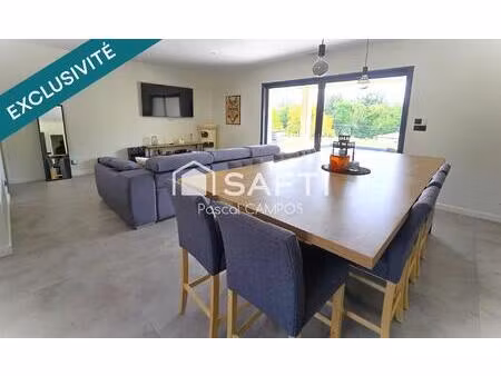 maison t5 de 166 m² avec piscine et grand garage