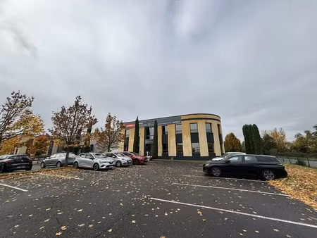 local d'activite a louer