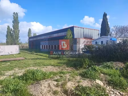 local d'activite avec bureaux a louer