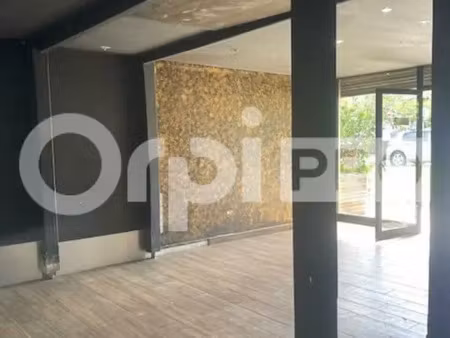 local commercial a louer