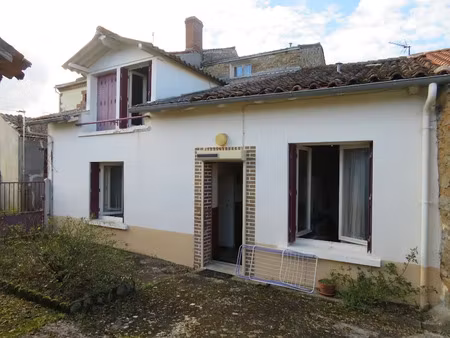 vente maison 5 pièces 139 m² à peyrat-de-bellac (87300)  86 000 €