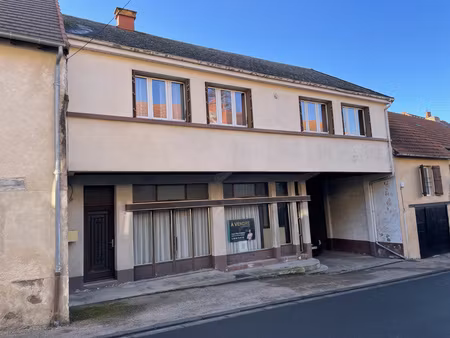 idéal artisan : bâtiment avec appartement  garage et bureaux